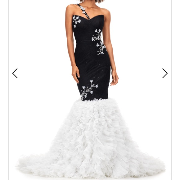 Ashley Lauren White Formal 11232 Sz 14 - Picture 6 of 6